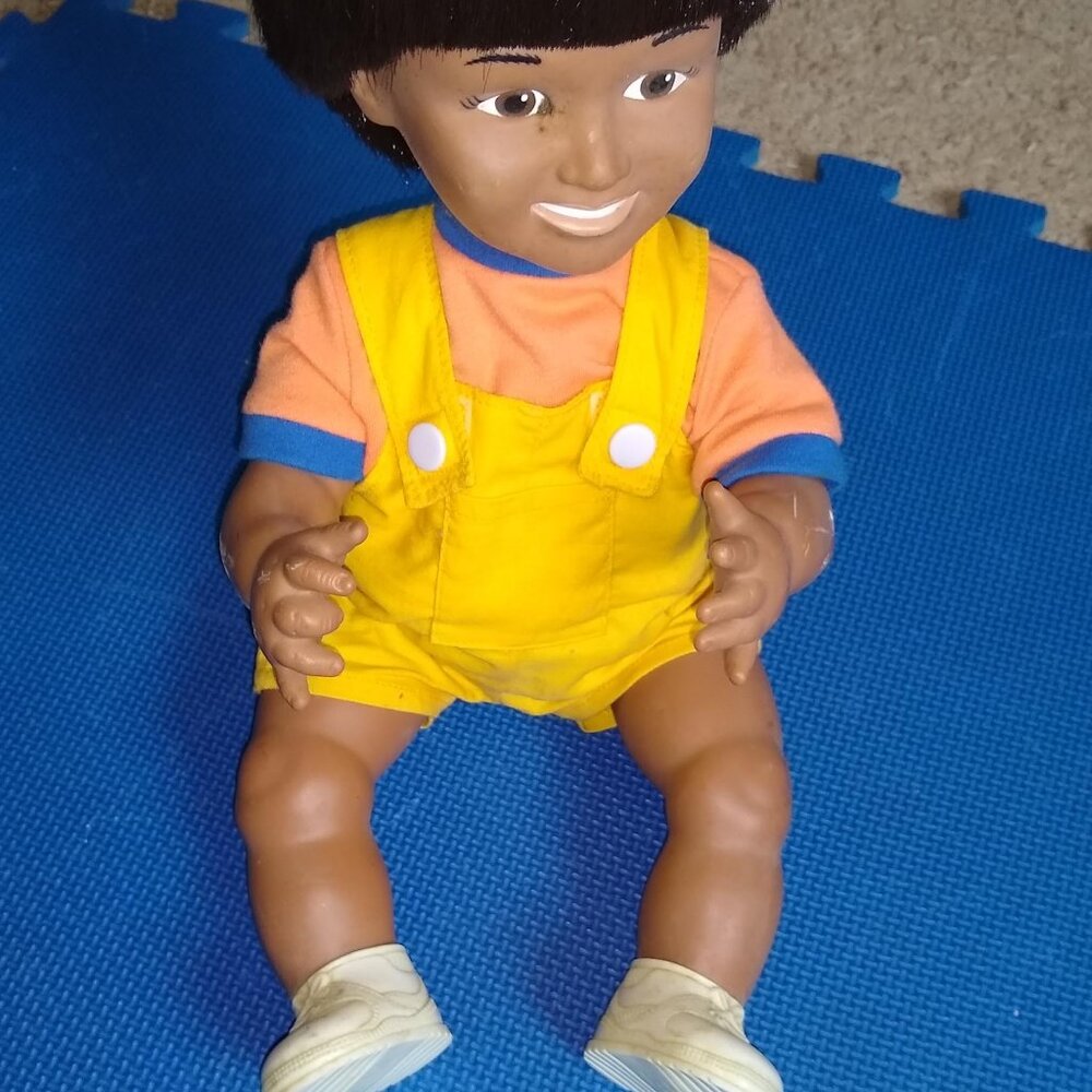 Vintage Lakeshore Ethnic Learning Dolls Hispanic 16 in. 1989
